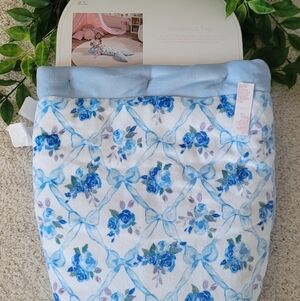 Little Girl Mermaid Snuggle Tail